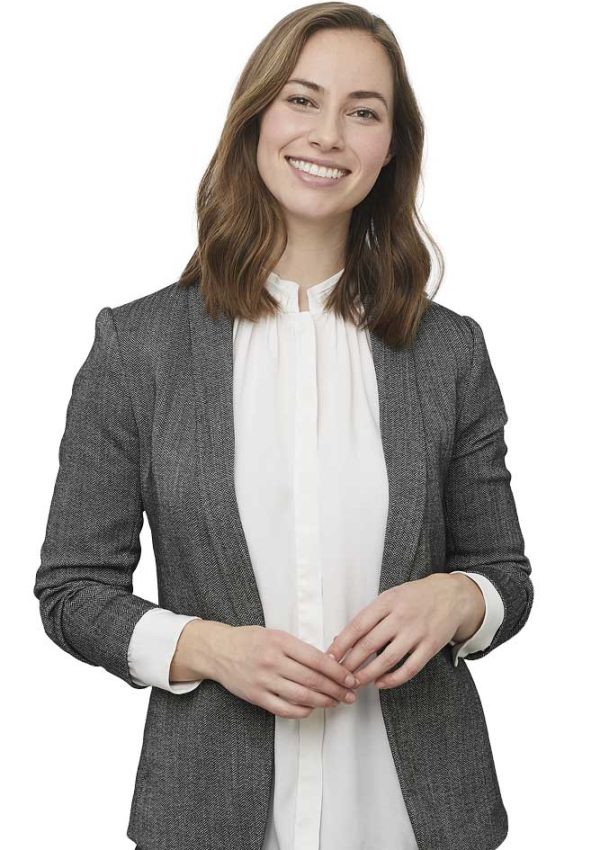 real-estate-agent-woman-smiling